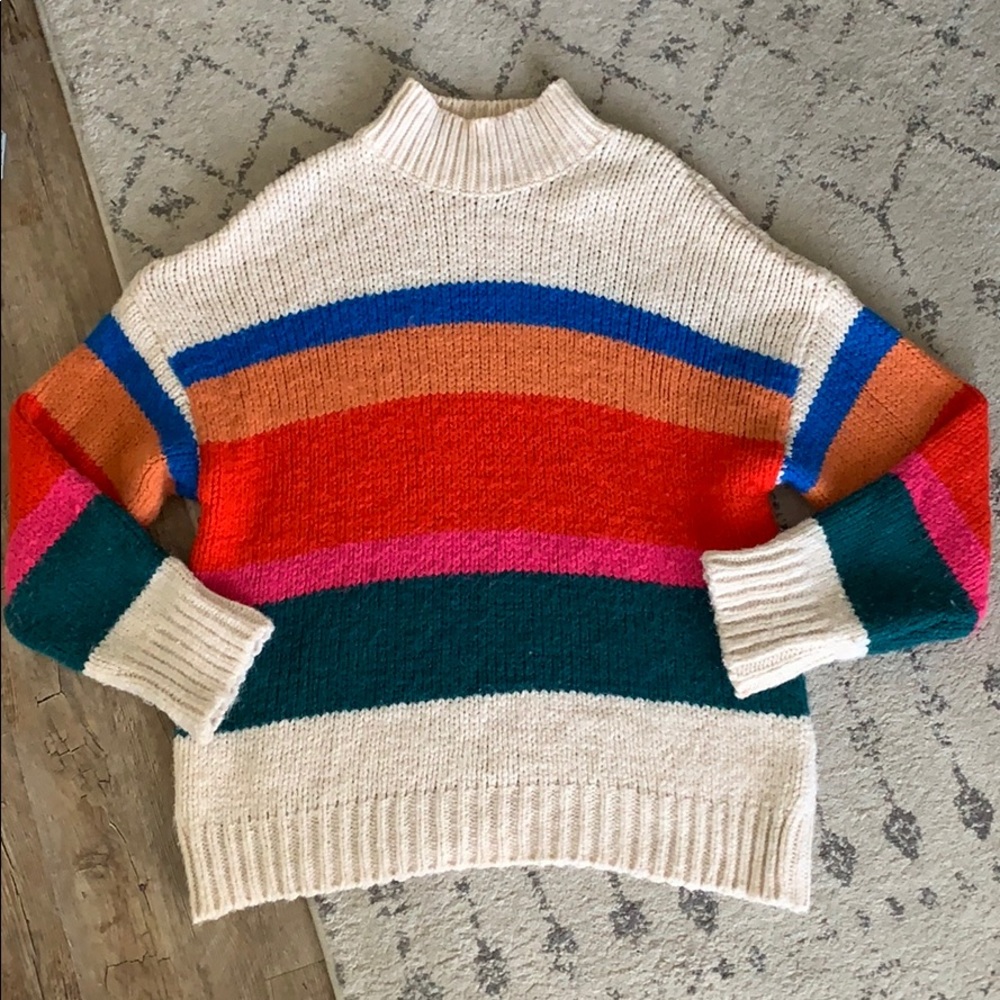 OVERSIZED STRIPED RAINBOW SWEATER
